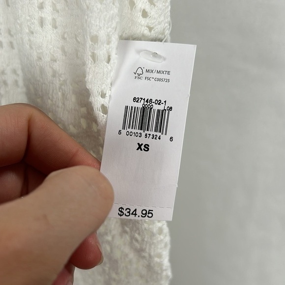 NWT Gap Crochet White Hlater Top -Size X-Small - Picture 4 of 9